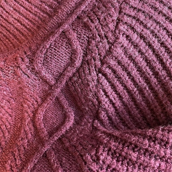 Cyrus Pullover Sweater Berry, Purple Aubergine Eggplant Burgundy Classic Knit M - Picture 8 of 11